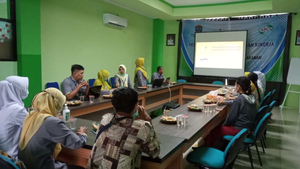 DISKUSI REFLEKSI ASUHAN KEPERAWATAN PADA PASIEN ANAK DENGAN DHF