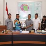 Penyerahan Laporan Tahunan Dewan Pengawas RSU Kota Tarakan kepada Wali Kota Tarakan